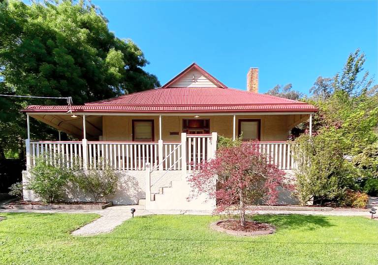House  Myrtleford