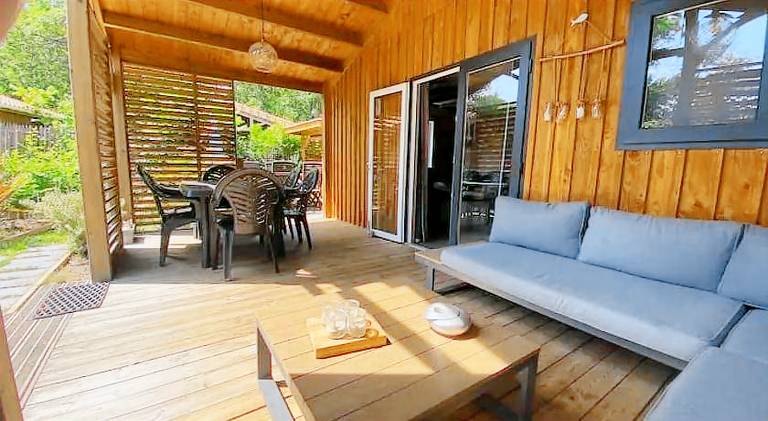 Chalet with garden, terrace & barbecue in La Teste-de-Buch