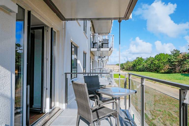 FeWo Ahoi: Großzügiges Dünen-Apartment 102 m² mit Meerblick – Prora — photo 2