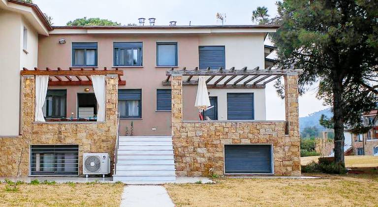 Beautiful vacation home with BBQ & yard | Next to the beach | Suitable for remote work | Pets are welcome — photo 4