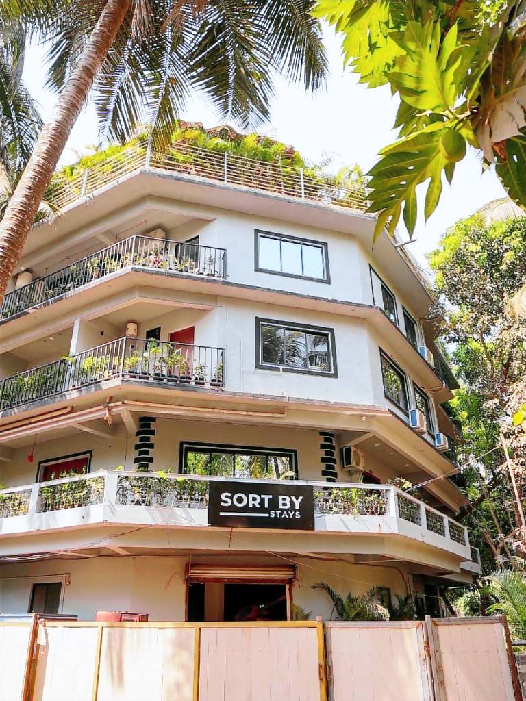 Sort By Stays, Siolim in Morjim
