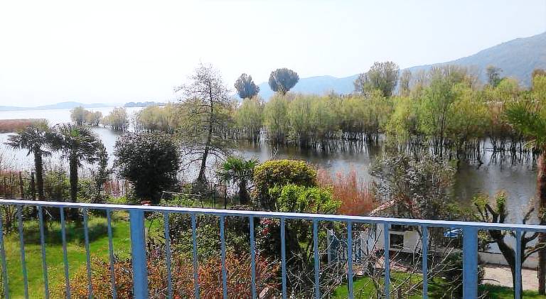 Rental apartment with 1 room for 5 persons in Verbania