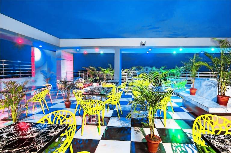HOTEL PUSHPO BILASH
