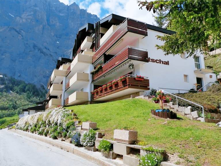 Ferienwohnung mit Hund in Leukerbad, Albinen f&uuml;r max. 7 Personen