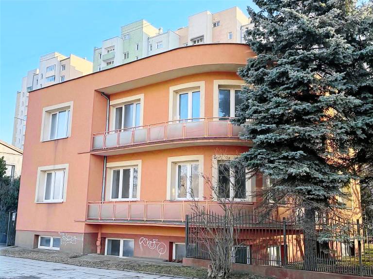 Hostel  Jelonki Południowe