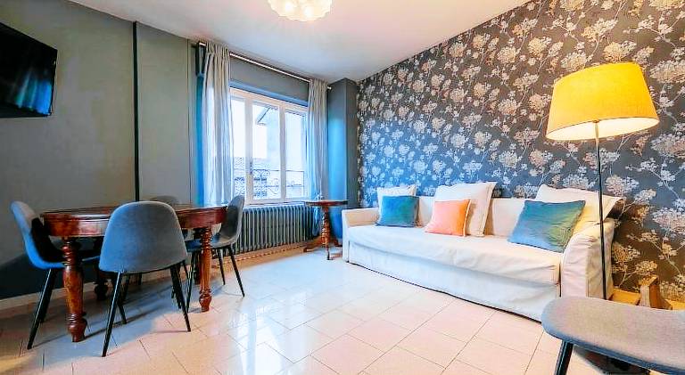 Top floor with terrace and lake-view solarium — photo 2