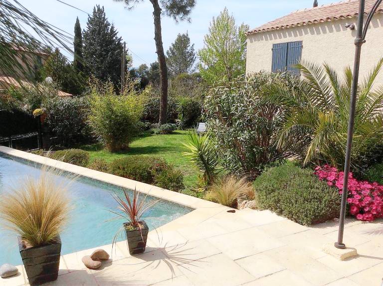 Gite with terrace, garden & private pool | Pet-friendly — photo 3