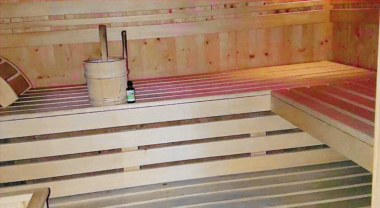 Holiday apartment with sauna & pool | Pets are welcome — photo 4
