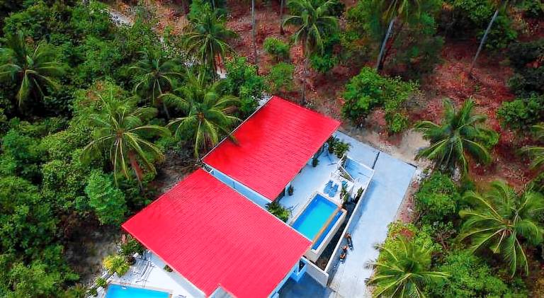 Villa with pool | Pets are welcome — photo 5