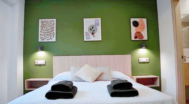 Rental apartment with 2 rooms for 5 persons in Santiago de Compostela