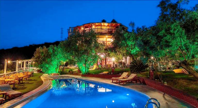 Aeneas Hotel in Edremit