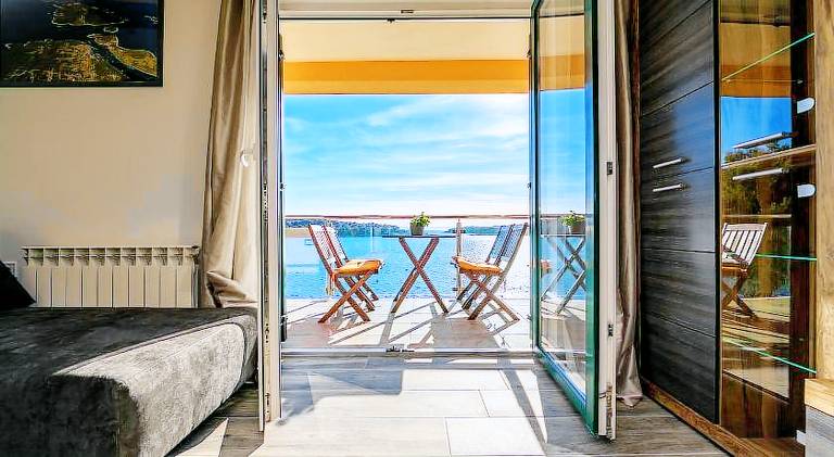 Beautiful rental apartment with patio, barbeque & garden | Suitable for remote work | Pets are welcome — photo 3