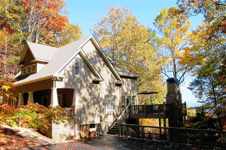 House Big Canoe