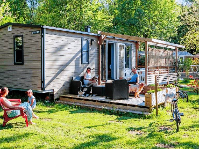 Family-oriented wonderful mobile home with heated pool & terrace | Pets are welcome — photo 2
