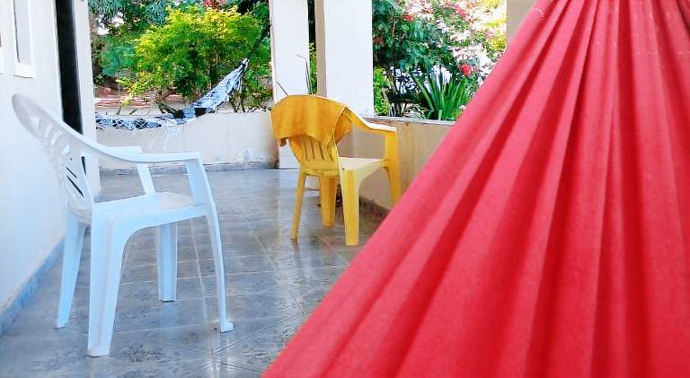 House with pool — photo 4
