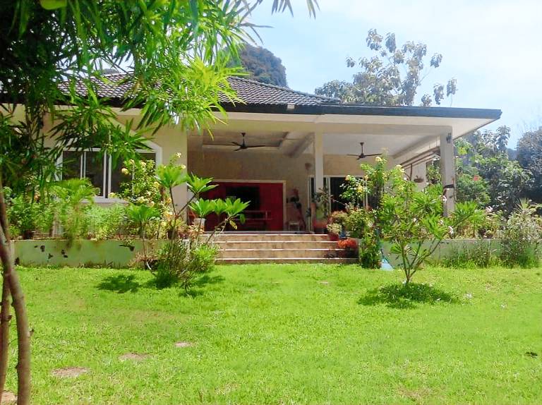 Children-friendly villa with grill & private pool | Garden view | Pet-friendly — photo 2