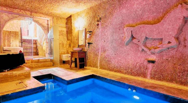 Vanessa Cave Hotel — photo 4