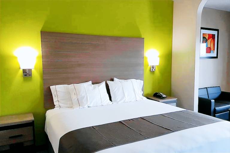 Empire Inn Cypress