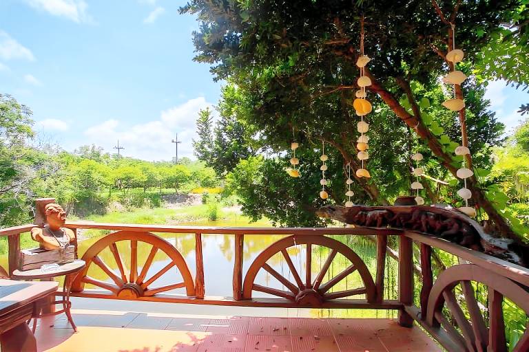 House with barbecue & yard | Water view — photo 4