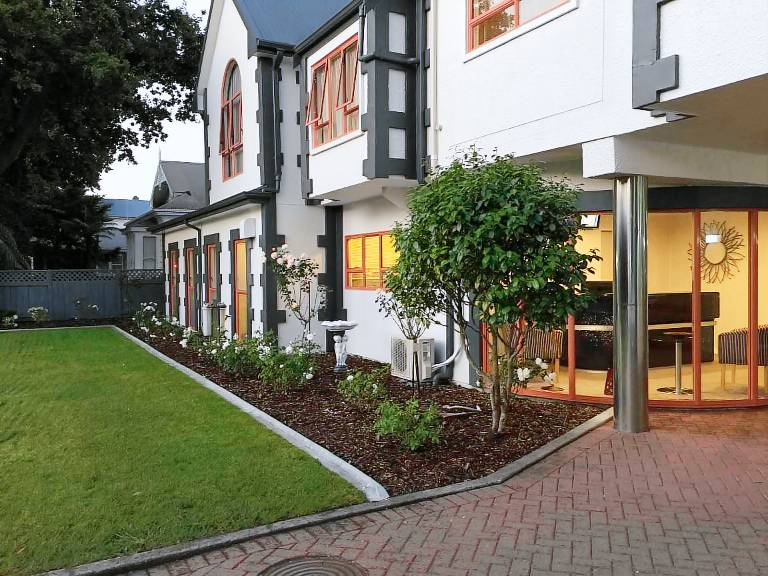 Destiny on Fitzherbert Motel