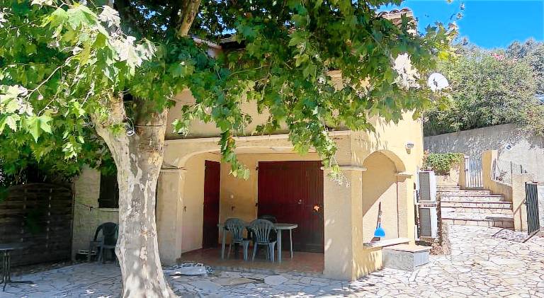 Holiday apartment with 2 rooms for 6 persons — photo 4