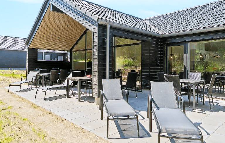 Ferienhaus mit Hund in Glesborg, Fjellerup Strand für max. 16 Personen