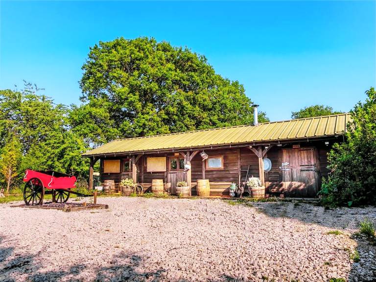 Cottage with garden in Stafford