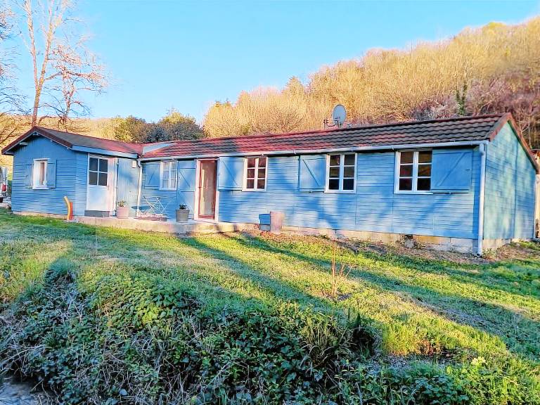 Wonderful house with patio, garden & grill | River view | Pets allowed — photo 2