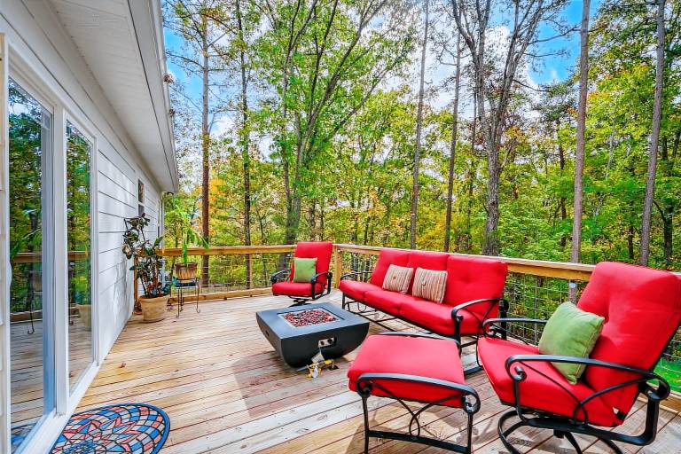 Vacation home with garden & terrace | City view — photo 3