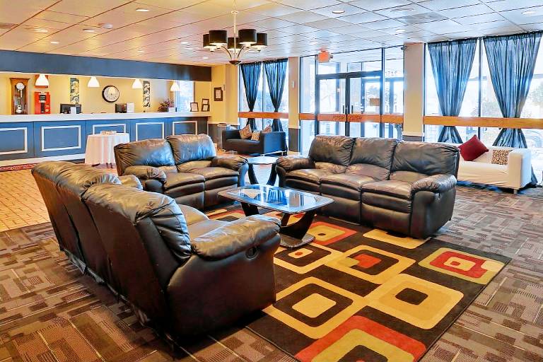 The Inn And Suites At 34 Fifty — photo 3