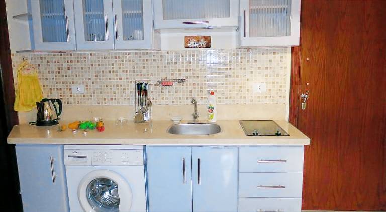Holiday apartment with pool — photo 5
