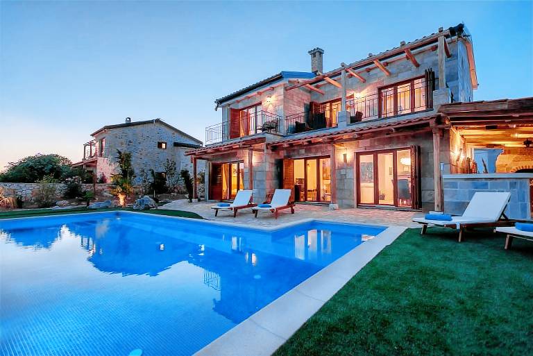 Vila  Peklenski otoki