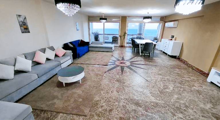 280 m&sup2; Ferienwohnung