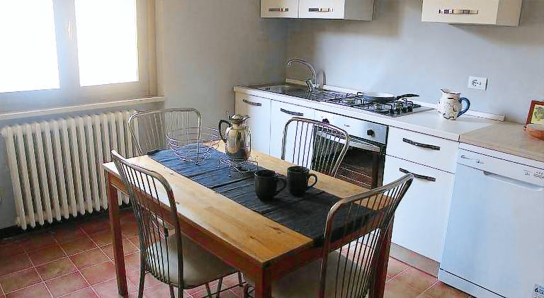 House with 2 rooms for 6 persons — photo 5