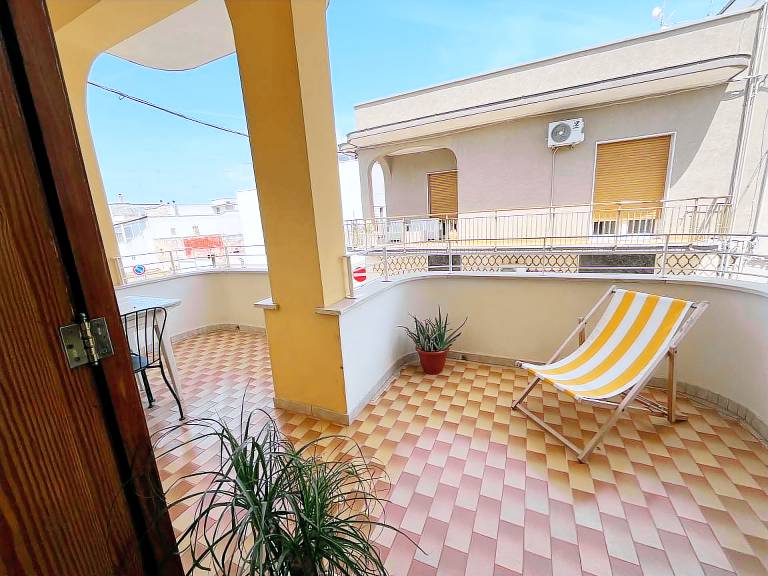Rental apartment with terrace — photo 4