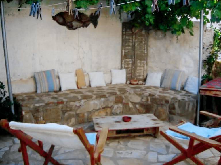 House with terrace, barbecue & yard — photo 4