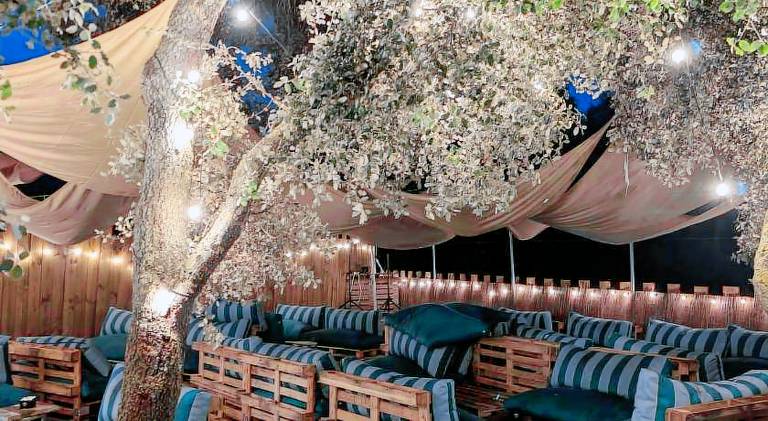 Nice tent with garden, barbeque & patio | Pets are welcome — photo 3