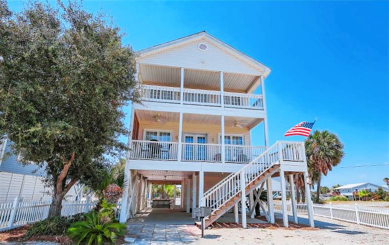 Fully equipped house with yard & grill | Beach view | Close to the beach | Dogs allowed — photo 2