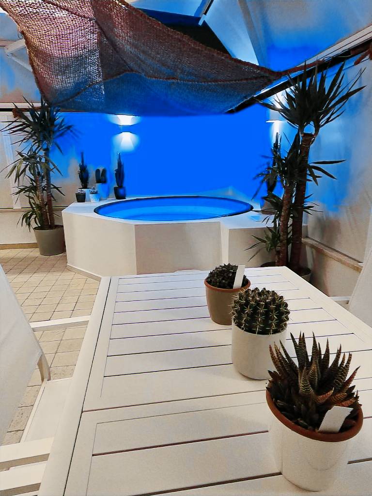Rental apartment with jacuzzi, garden & terrace | Close to the beach | Pets are welcome in Fermo