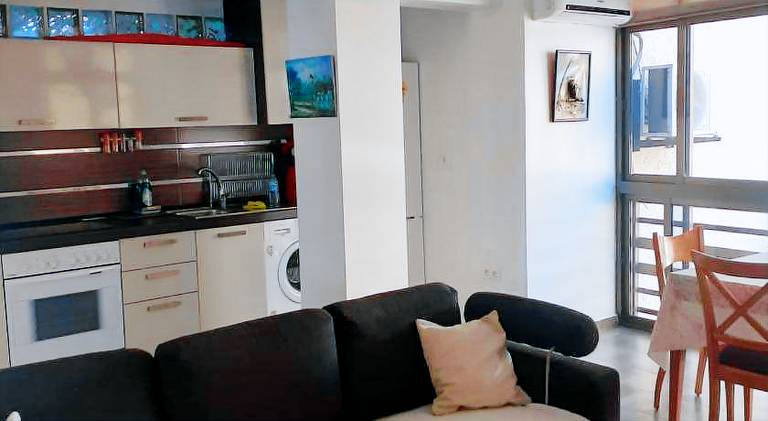 Rental apartment with private pool & garden — photo 2