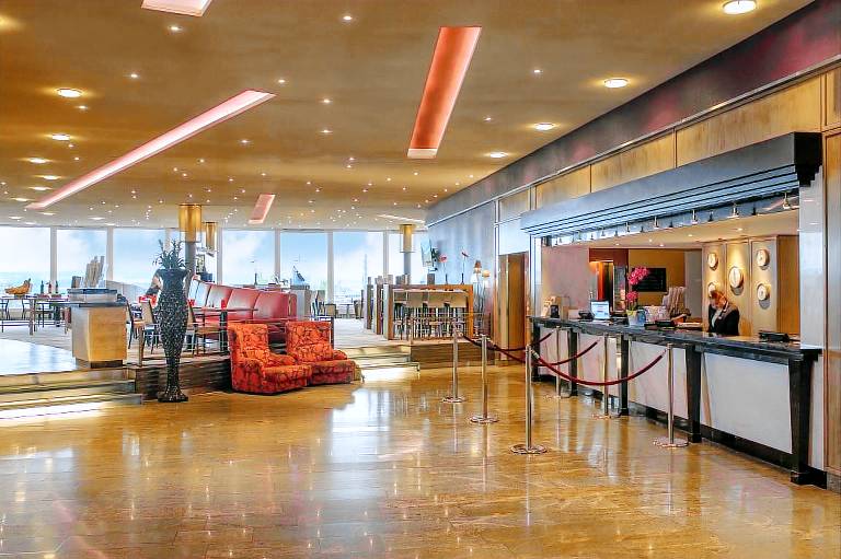 Hilton Zurich Airport — photo 5