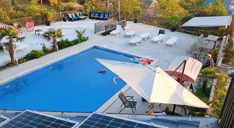 Hotel Labyrinth pool — photo 3