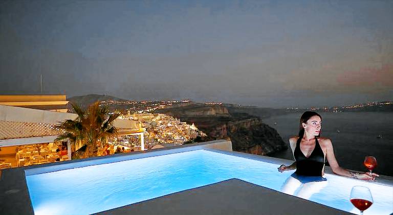 Child-friendly lovely villa with hot tub, yard & grill | Good for workation | Pet-friendly — photo 3