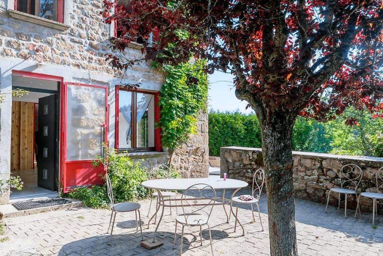 Wonderful gite with terrace & garden | Pets are welcome — photo 3