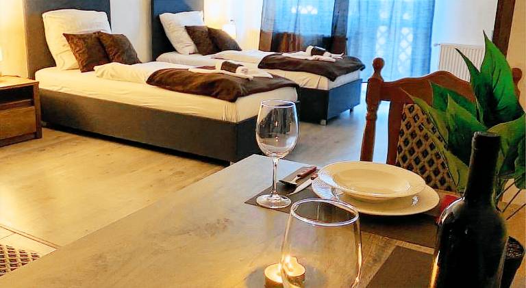 Apartman  Nyékládháza
