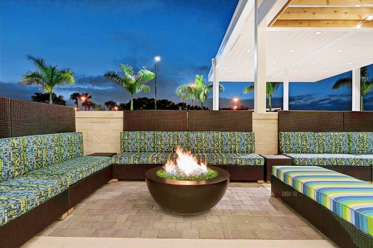 Home2 Suites by Hilton West Palm Beach Airport — photo 3