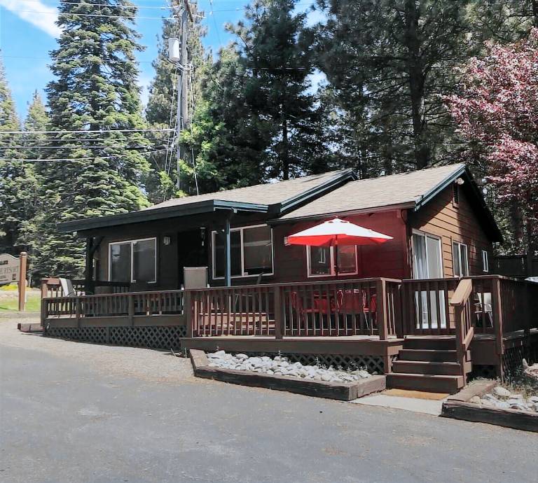 Cabin Lake Almanor