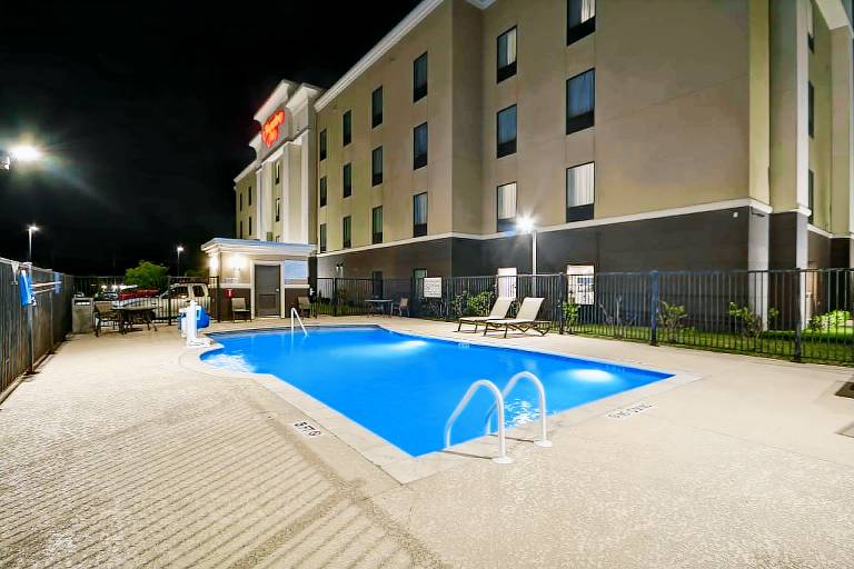 Hampton Inn Kenedy — photo 5