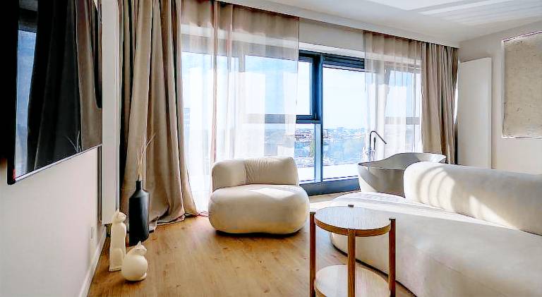 Beautiful rental apartment | Near St. Elisabeth's Church | Pets allowed in Wroclaw