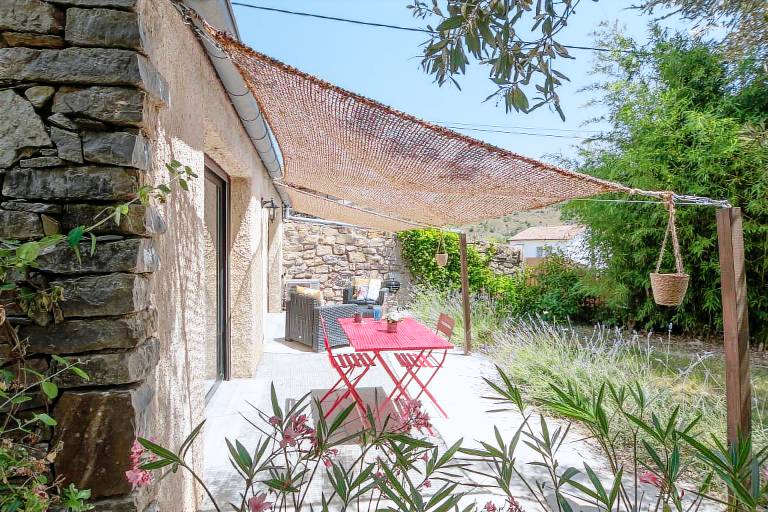 House with fast internet, terrace & pool | Garden view — photo 2